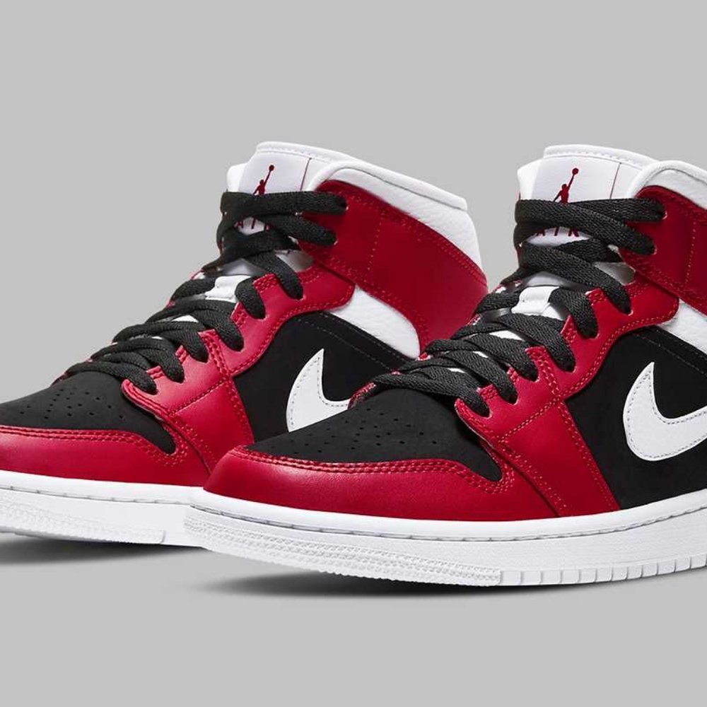 JORDAN 1 KLASSIK BULLS REVERSE KOLORWAY